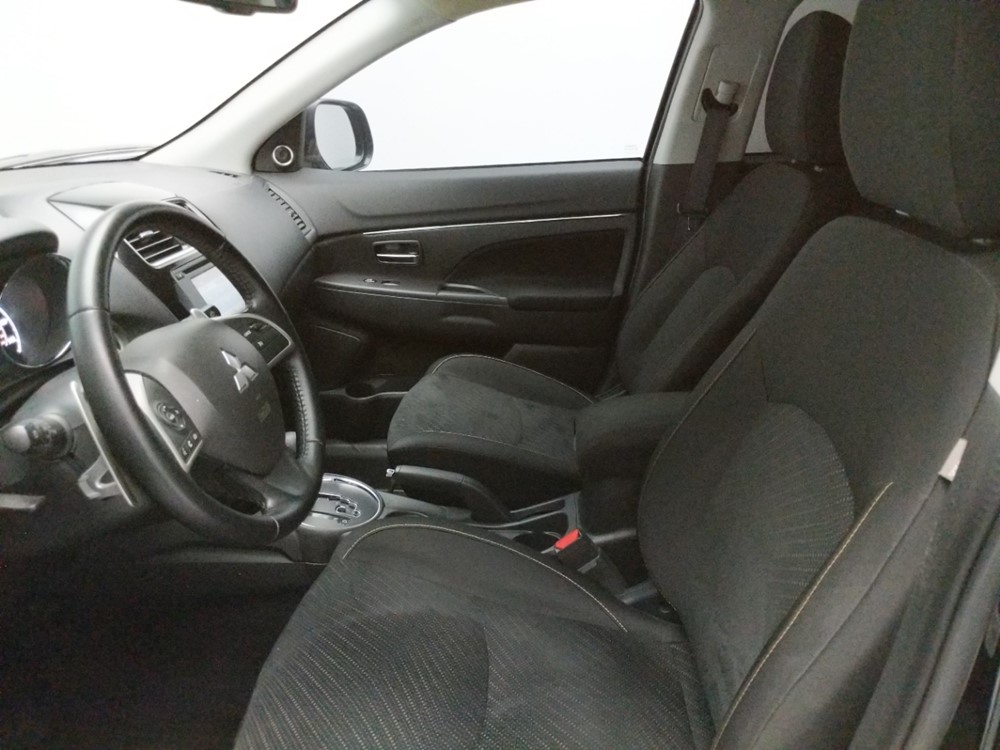 2015 Mitsubishi Outlander - Driver Front Seat