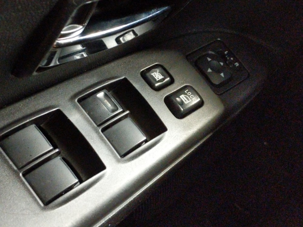 2015 Mitsubishi Outlander - Driver Power Windows/Lock Control