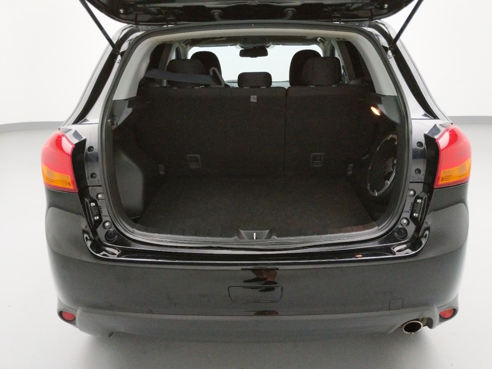 2015 Mitsubishi Outlander - Trunk
