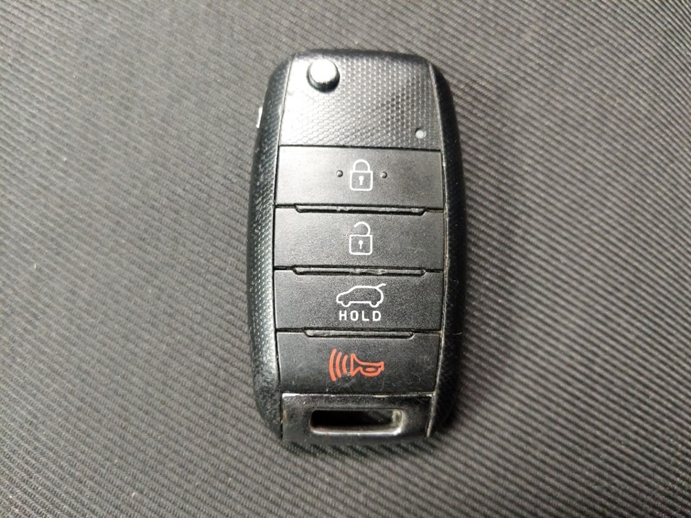 2016 Kia Soul - Keys