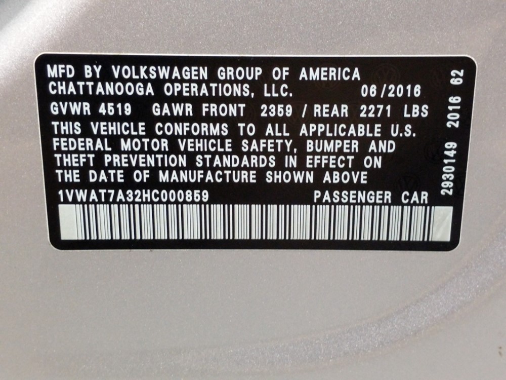 2017 Volkswagen Passat - VIN Plate
