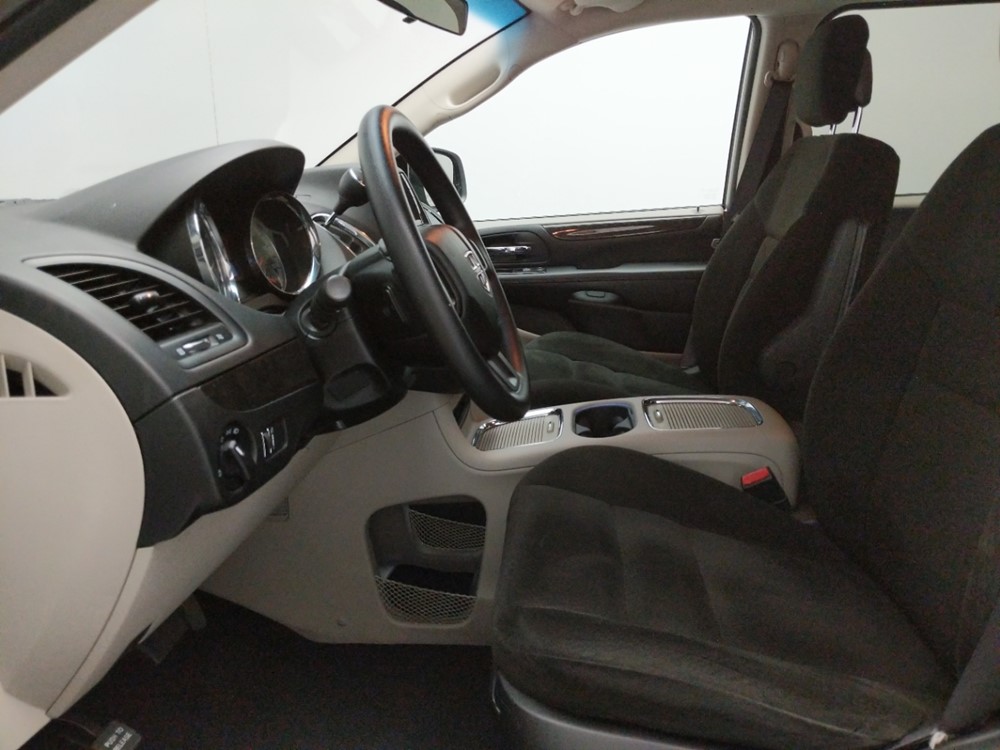 2015 Dodge Grand Caravan - Driver Front Seat