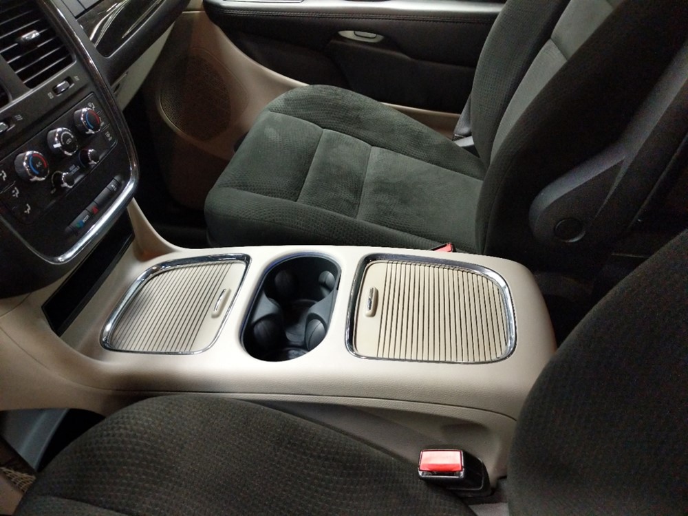 2015 Dodge Grand Caravan - Center Console/Cup Holders