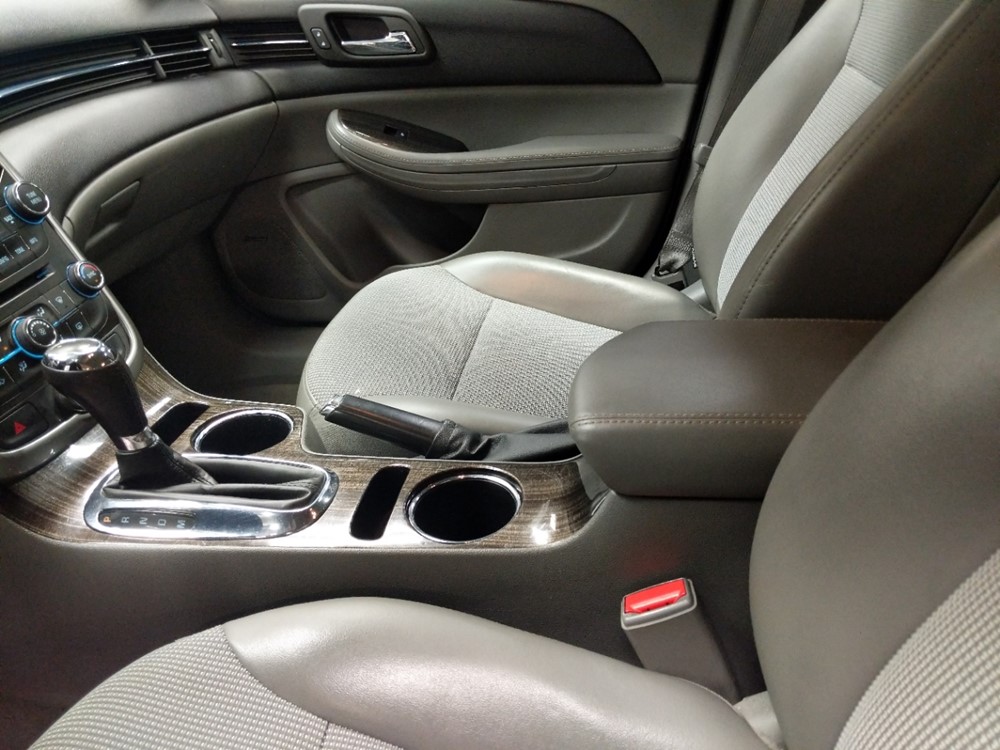 2015 Chevrolet Malibu - Center Console/Cup Holders