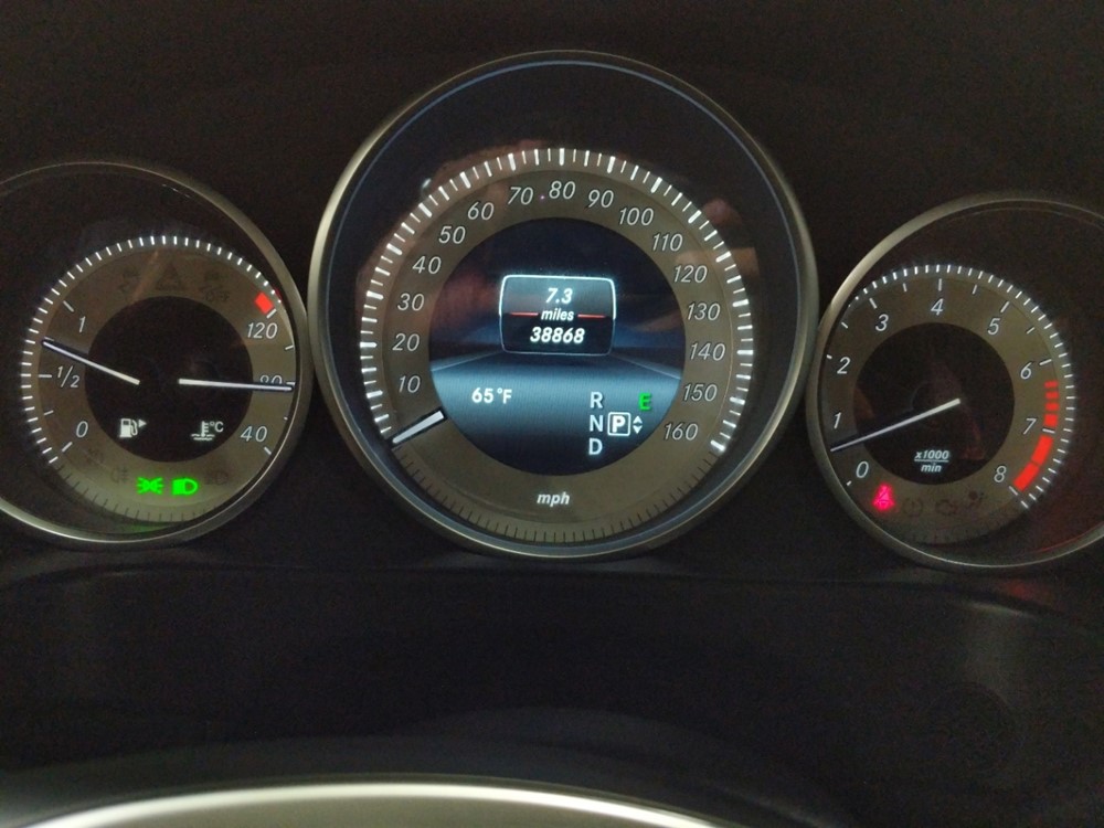 2016 Mercedes-Benz E350 - Odometer Close Up