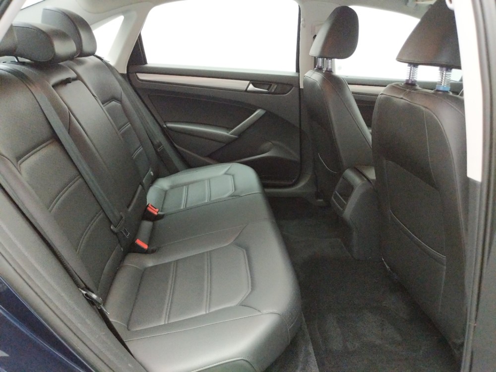 2015 Volkswagen Passat - Passenger Rear Seat