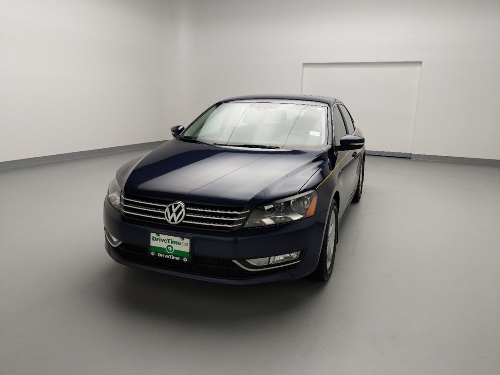 2015 Volkswagen Passat - Driver Front Hood