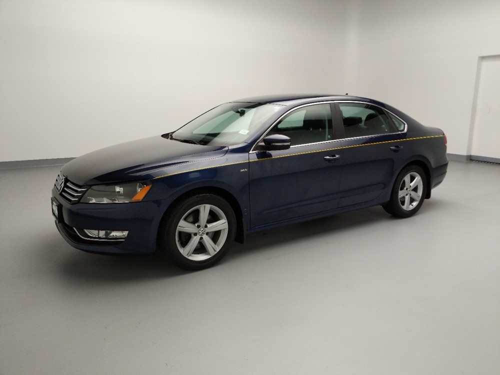2015 Volkswagen Passat - Driver Front Side