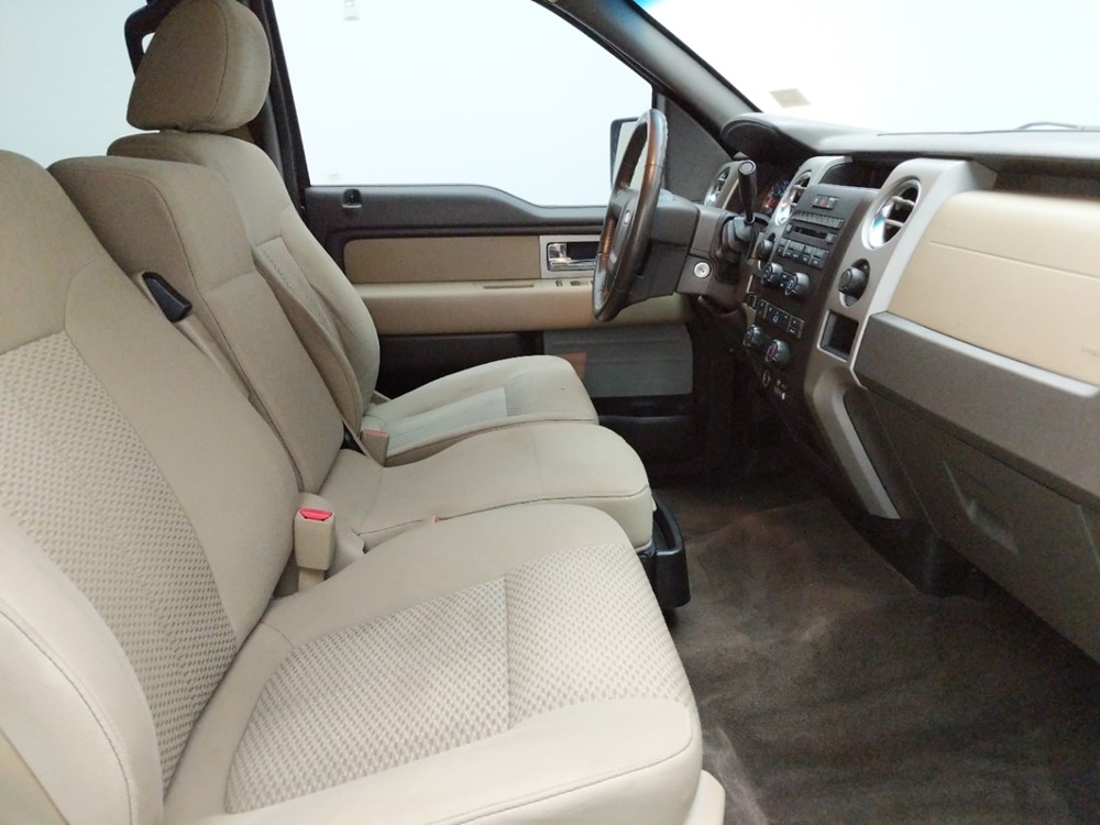 2010 Ford F-150 - Passenger Front Seat