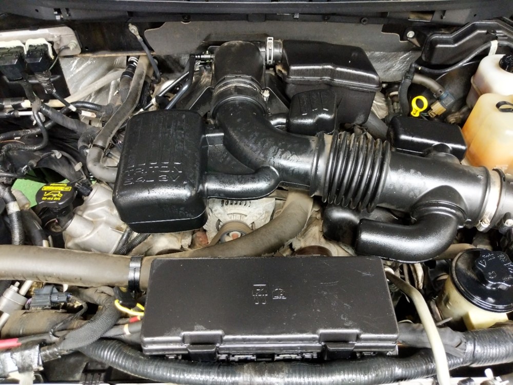 2010 Ford F-150 - Engine