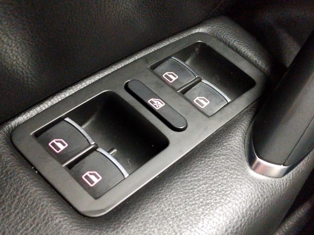 2017 Volkswagen Passat - Driver Power Windows/Lock Control