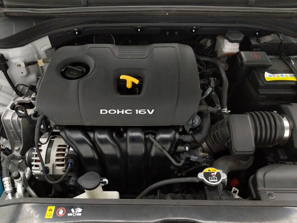 2017 Hyundai Elantra - Engine