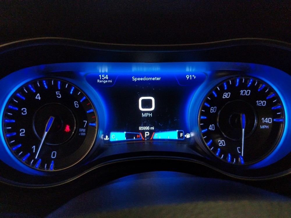 2015 Chrysler 300 - Odometer Close Up