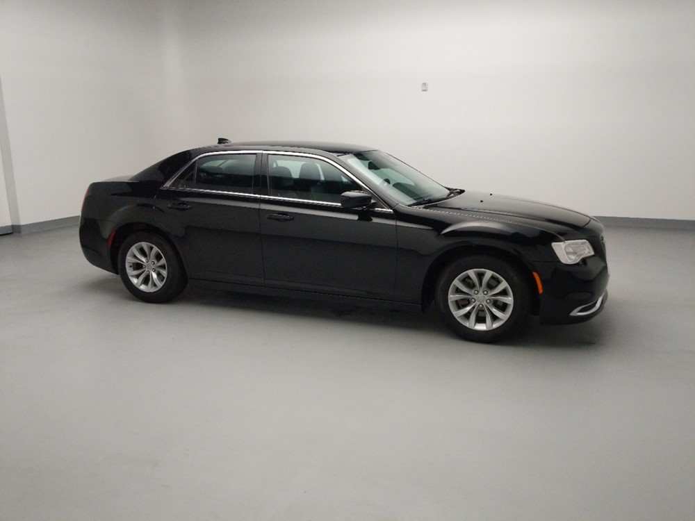 2015 Chrysler 300 - Passenger Front Side