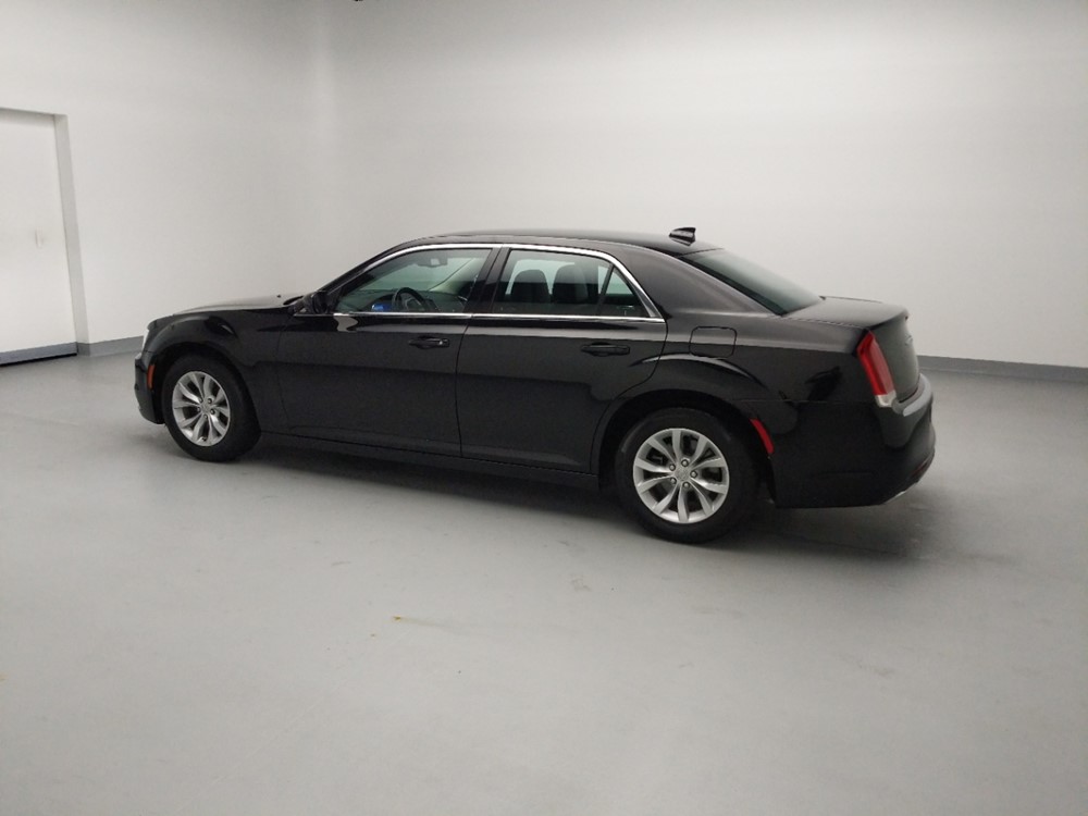 2015 Chrysler 300 - Driver Rear Side
