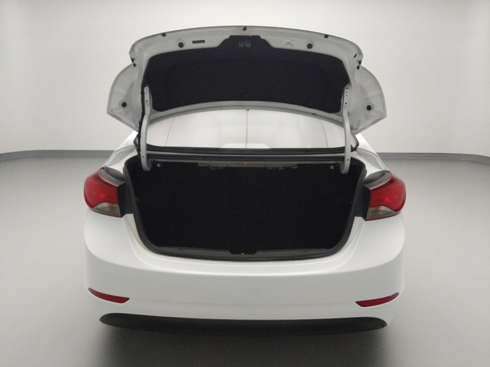 2016 Hyundai Elantra - Trunk