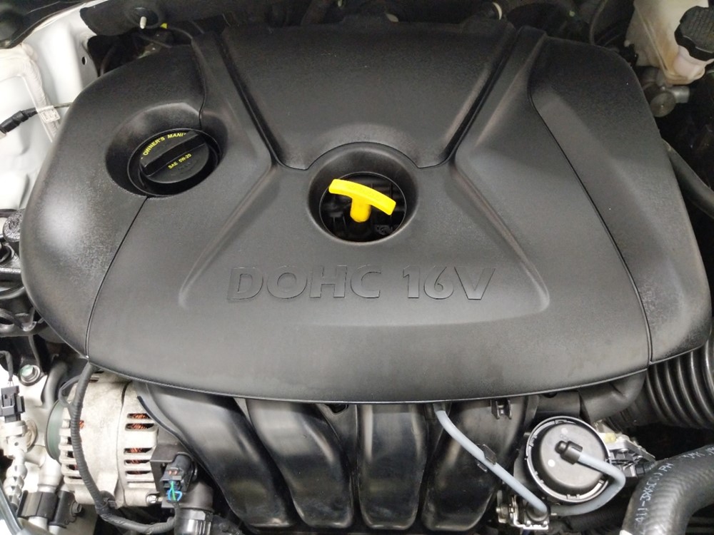 2016 Hyundai Elantra - Engine