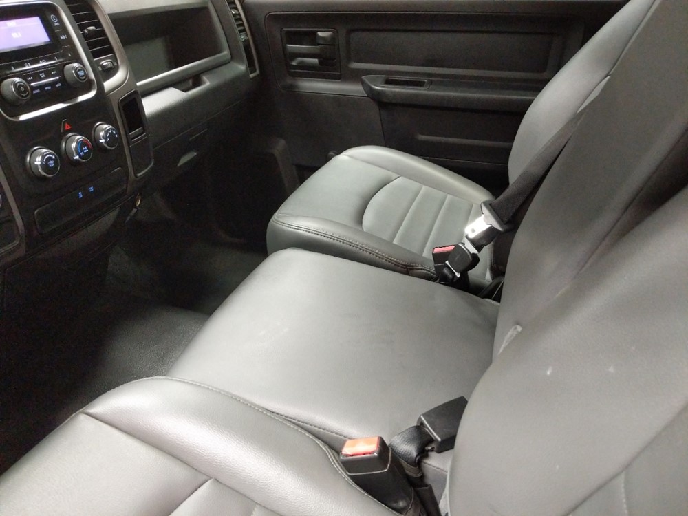 2013 Dodge Ram 1500 - Center Console/Cup Holders