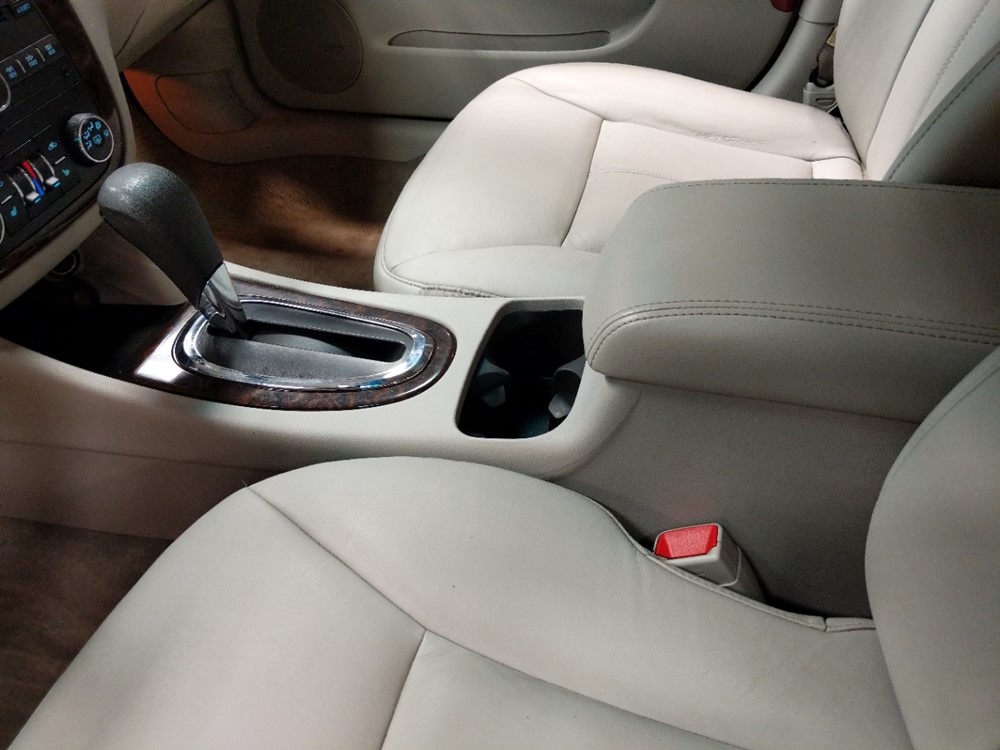 2016 Chevrolet Impala - Center Console/Cup Holders