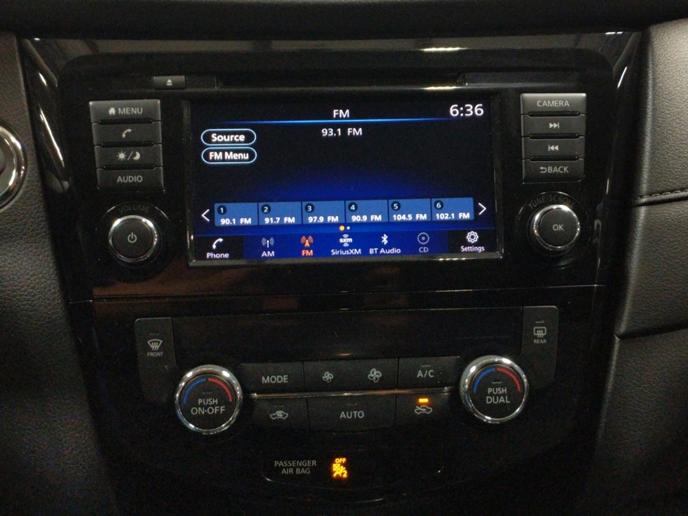 2018 Nissan Rogue - Stereo Package