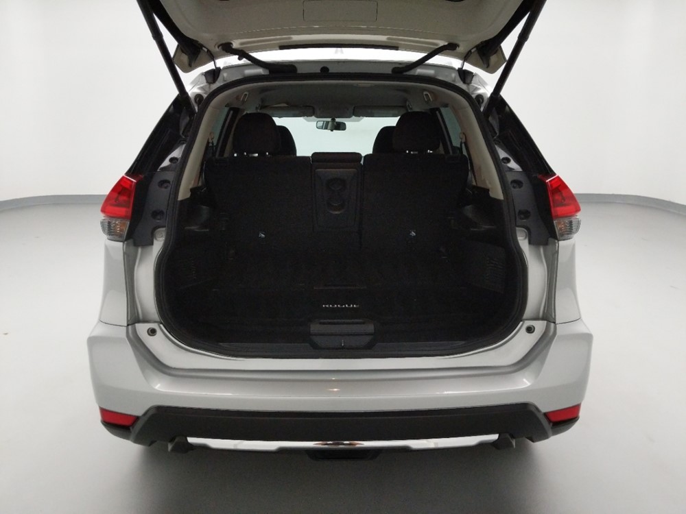 2018 Nissan Rogue - Trunk