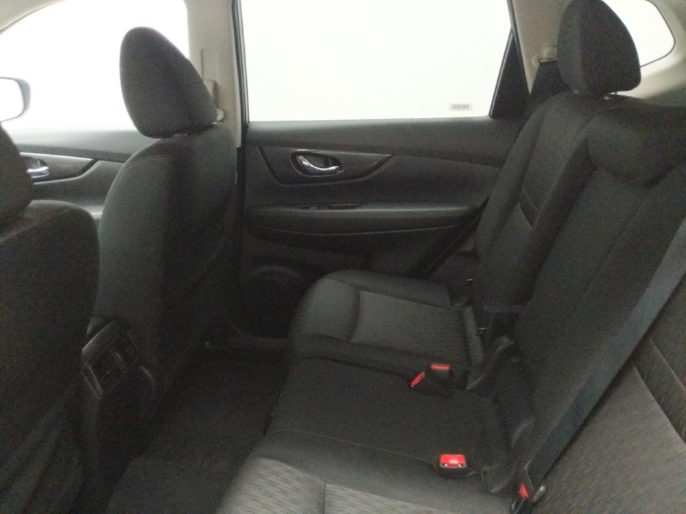 2018 Nissan Rogue - Driver Rear Seat