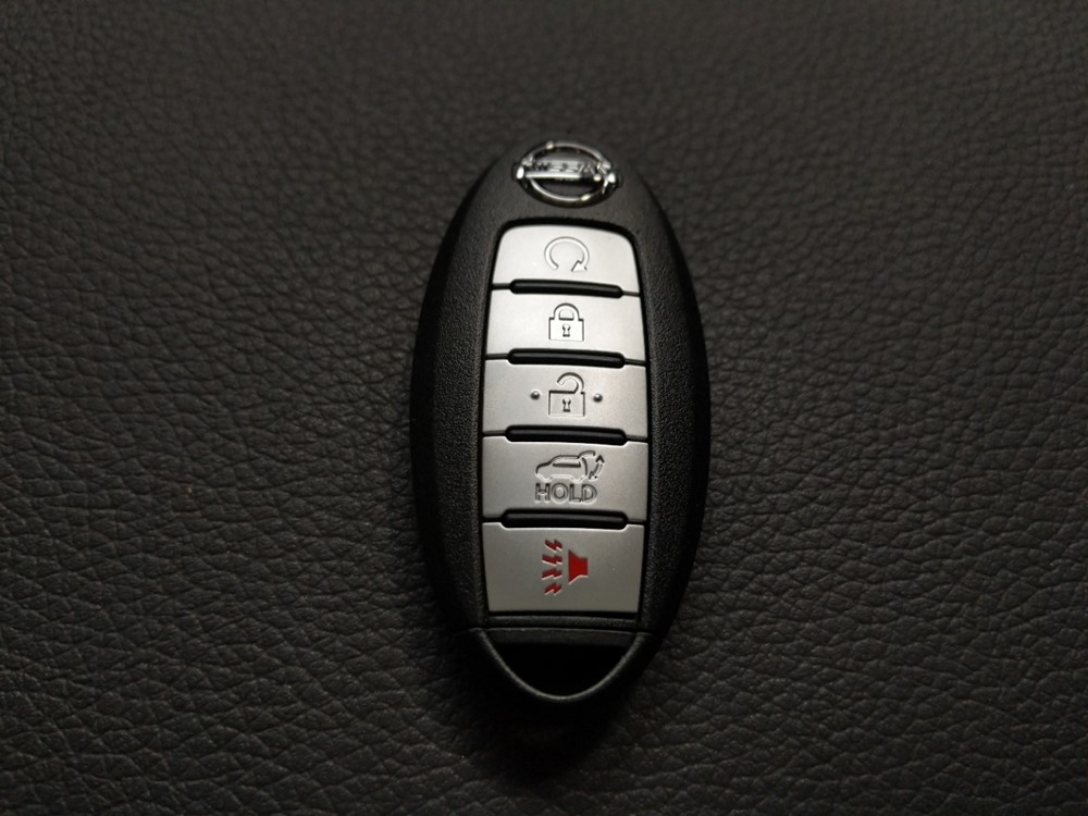 2018 Nissan Rogue - Keys