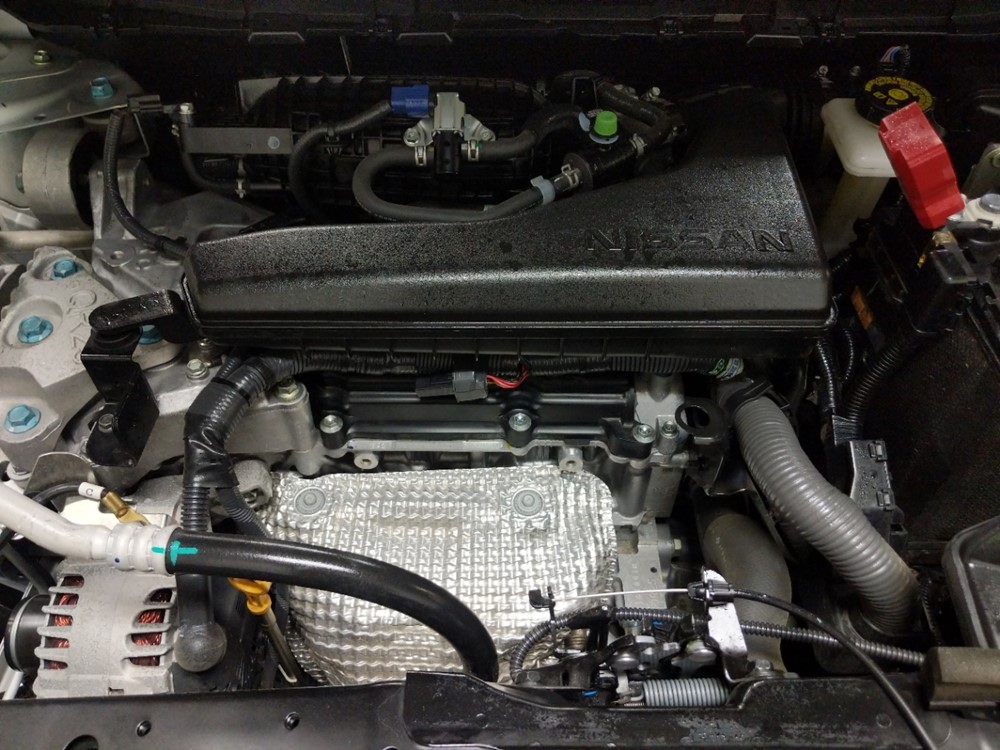 2018 Nissan Rogue - Engine