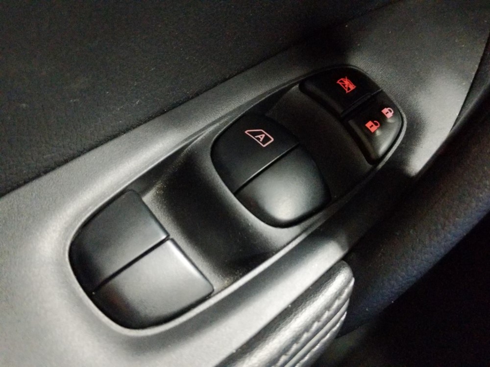 2018 Nissan Rogue - Driver Power Windows/Lock Control