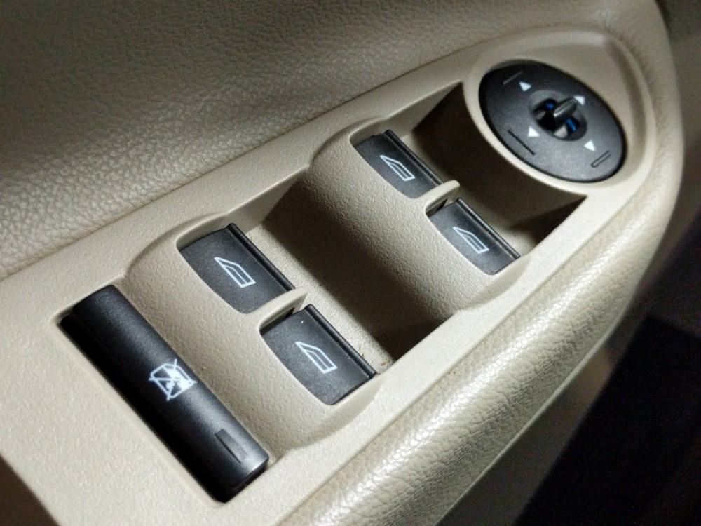 2016 Ford Escape - Driver Power Windows/Lock Control