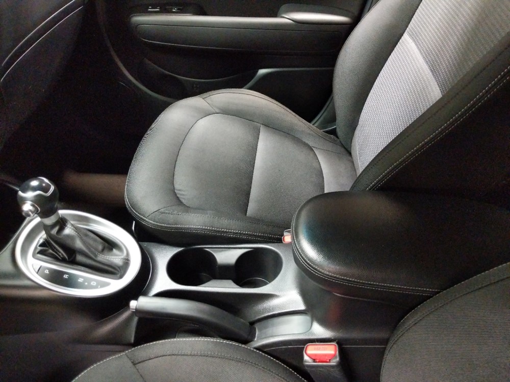 2017 Kia Soul - Center Console/Cup Holders