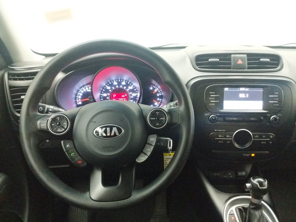 2017 Kia Soul - Driver Dash