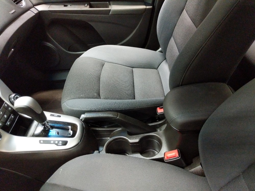 2016 Chevrolet Cruze - Center Console/Cup Holders