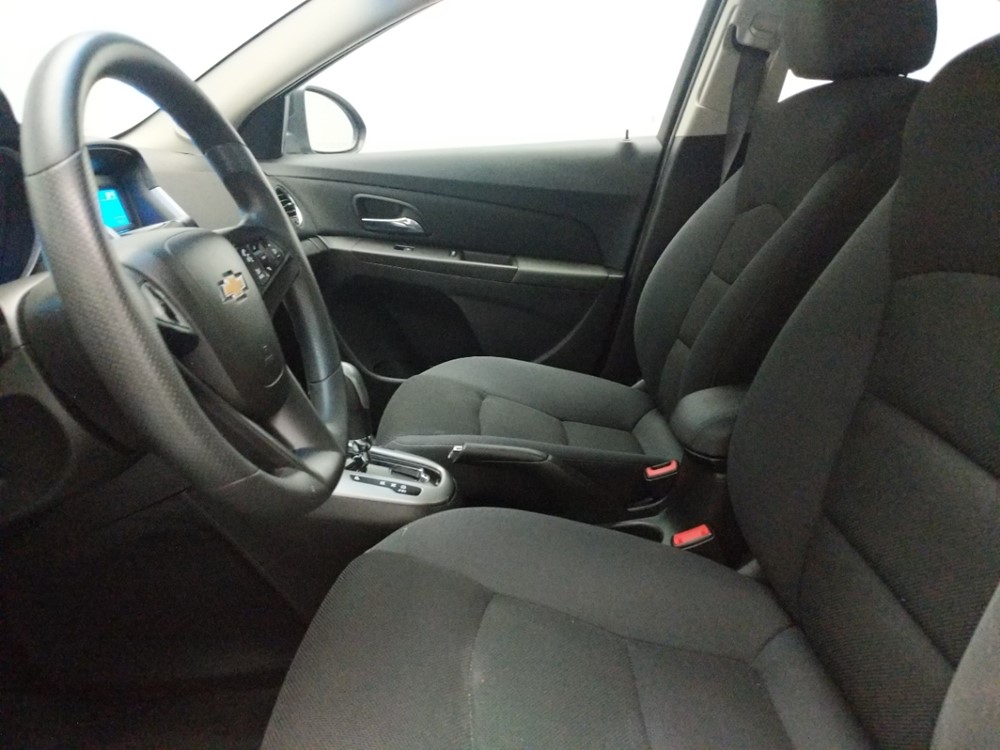 2016 Chevrolet Cruze - Driver Front Seat
