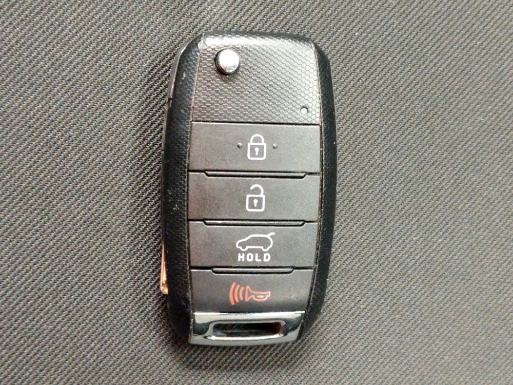 2016 Kia Soul - Keys