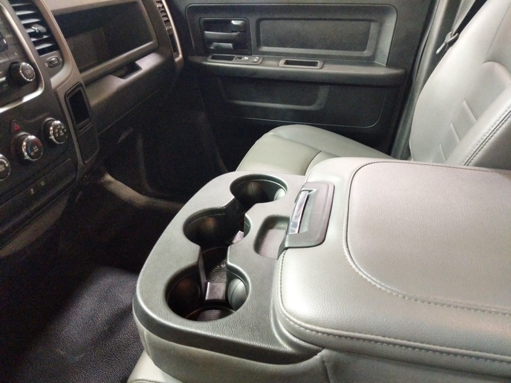 2018 Dodge Ram 1500 - Center Console/Cup Holders
