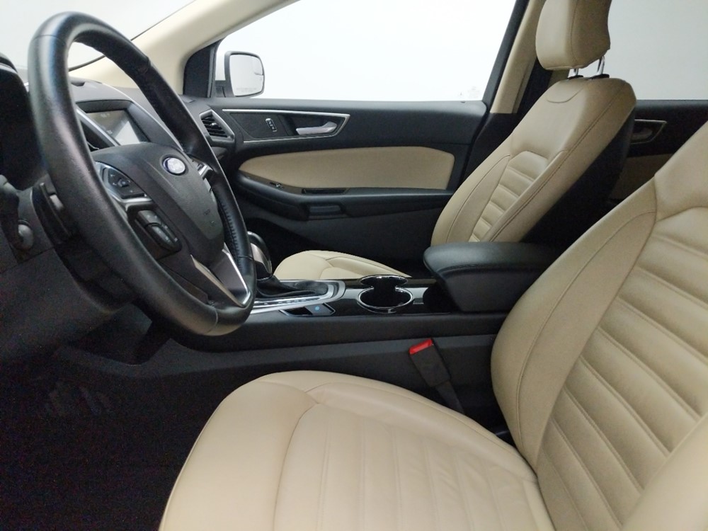 2017 Ford Edge - Driver Front Seat