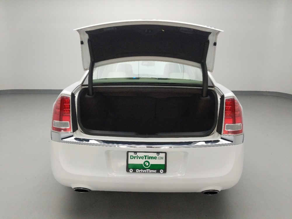 2014 Chrysler 300 - Trunk