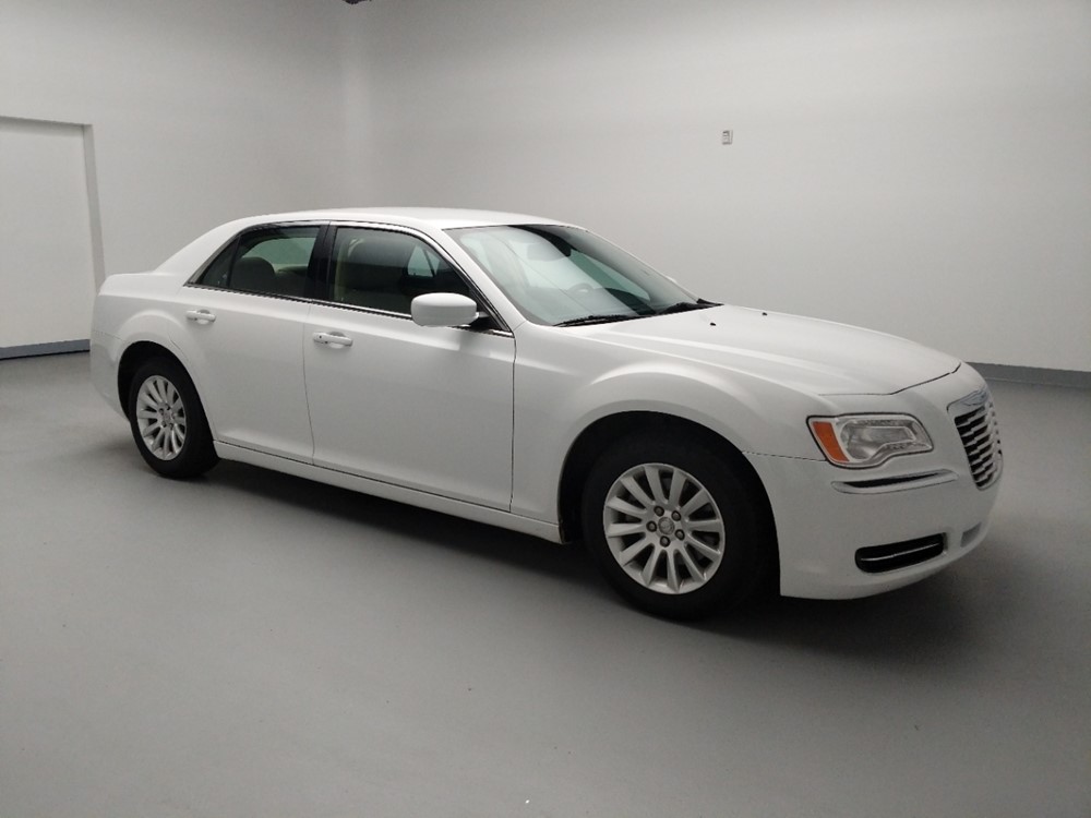 2014 Chrysler 300 - Passenger Front Side