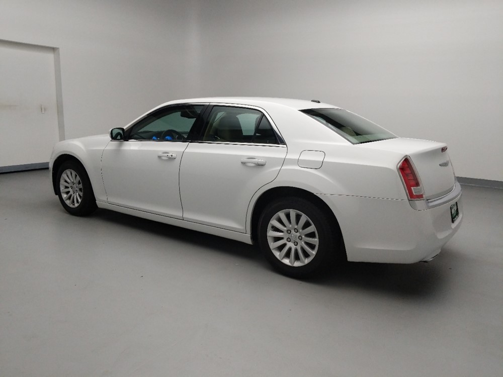 2014 Chrysler 300 - Driver Rear Side