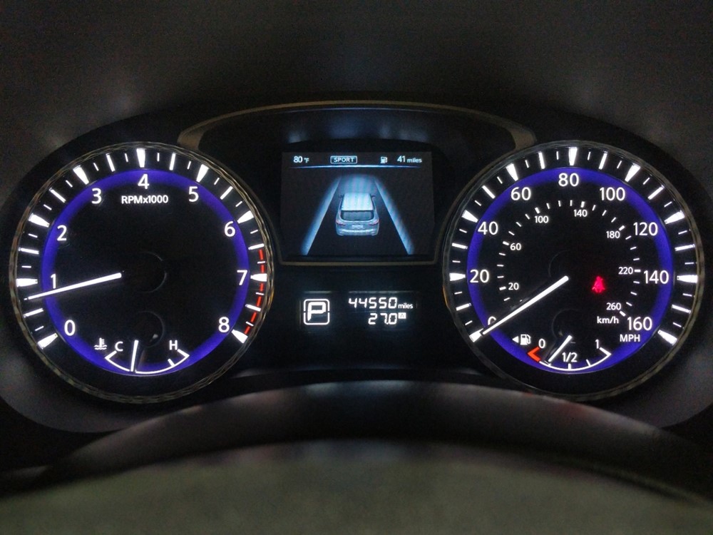 2015 INFINITI QX60 - Odometer Close Up