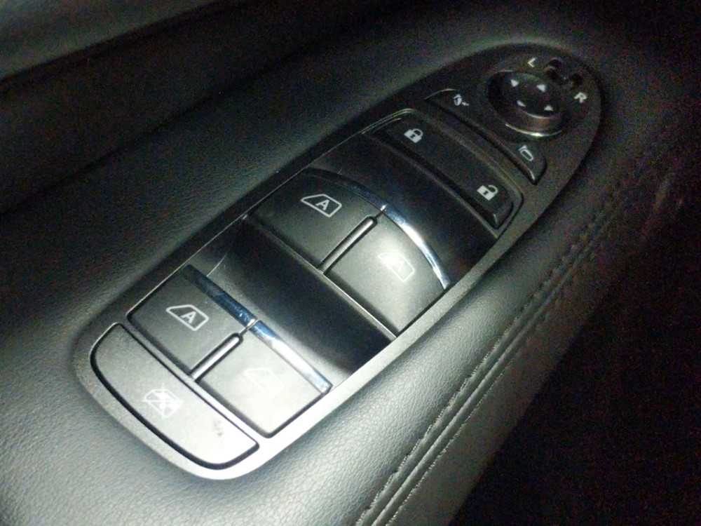 2015 INFINITI QX60 - Driver Power Windows/Lock Control