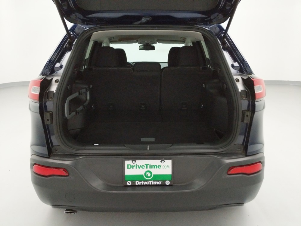2016 Jeep Cherokee - Trunk