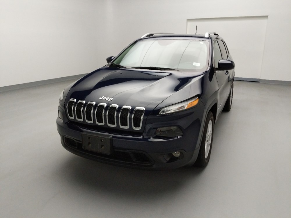 2016 Jeep Cherokee - Driver Front Hood