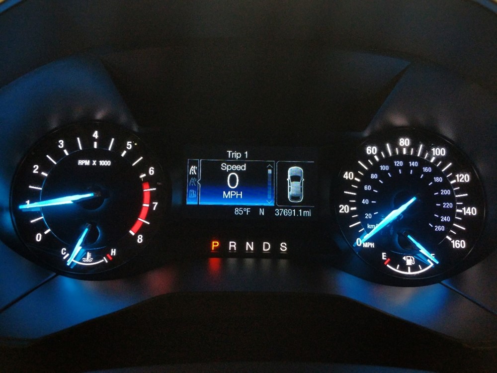 2015 Ford Edge - Odometer Close Up