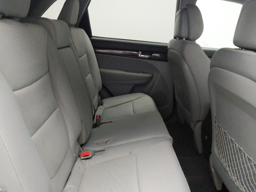 2013 Kia Sorento - Passenger Rear Seat