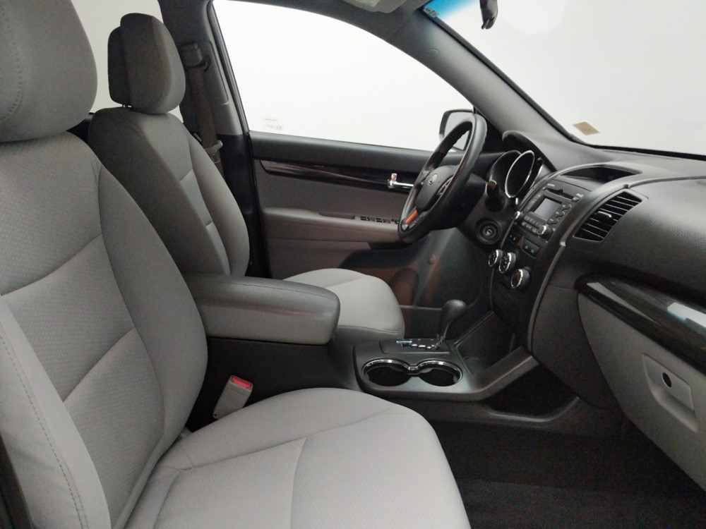2013 Kia Sorento - Passenger Front Seat