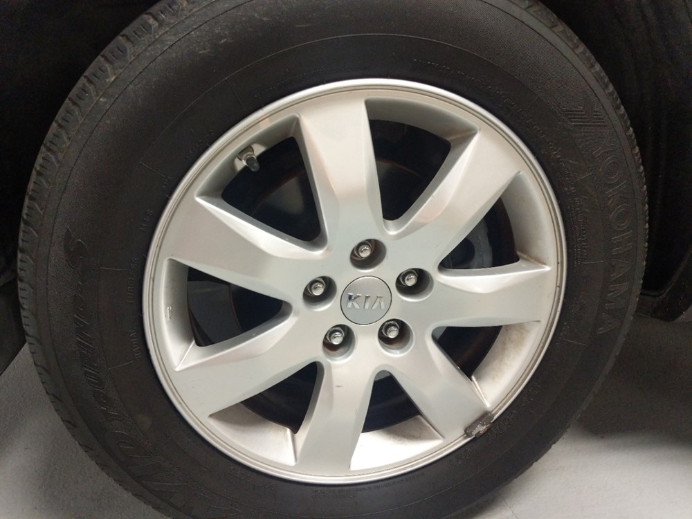 2013 Kia Sorento - Wheel