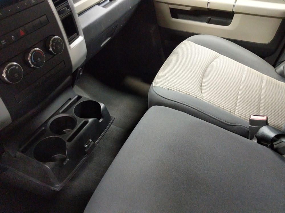 2011 Dodge Ram 1500 - Center Console/Cup Holders