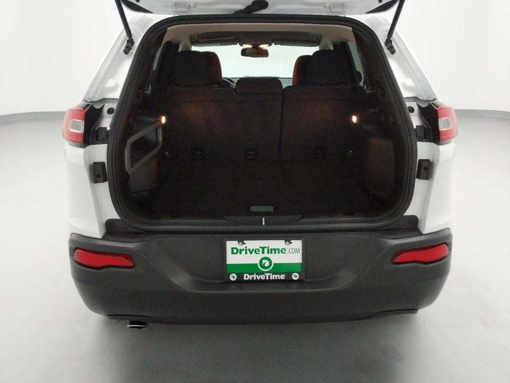 2018 Jeep Cherokee - Trunk